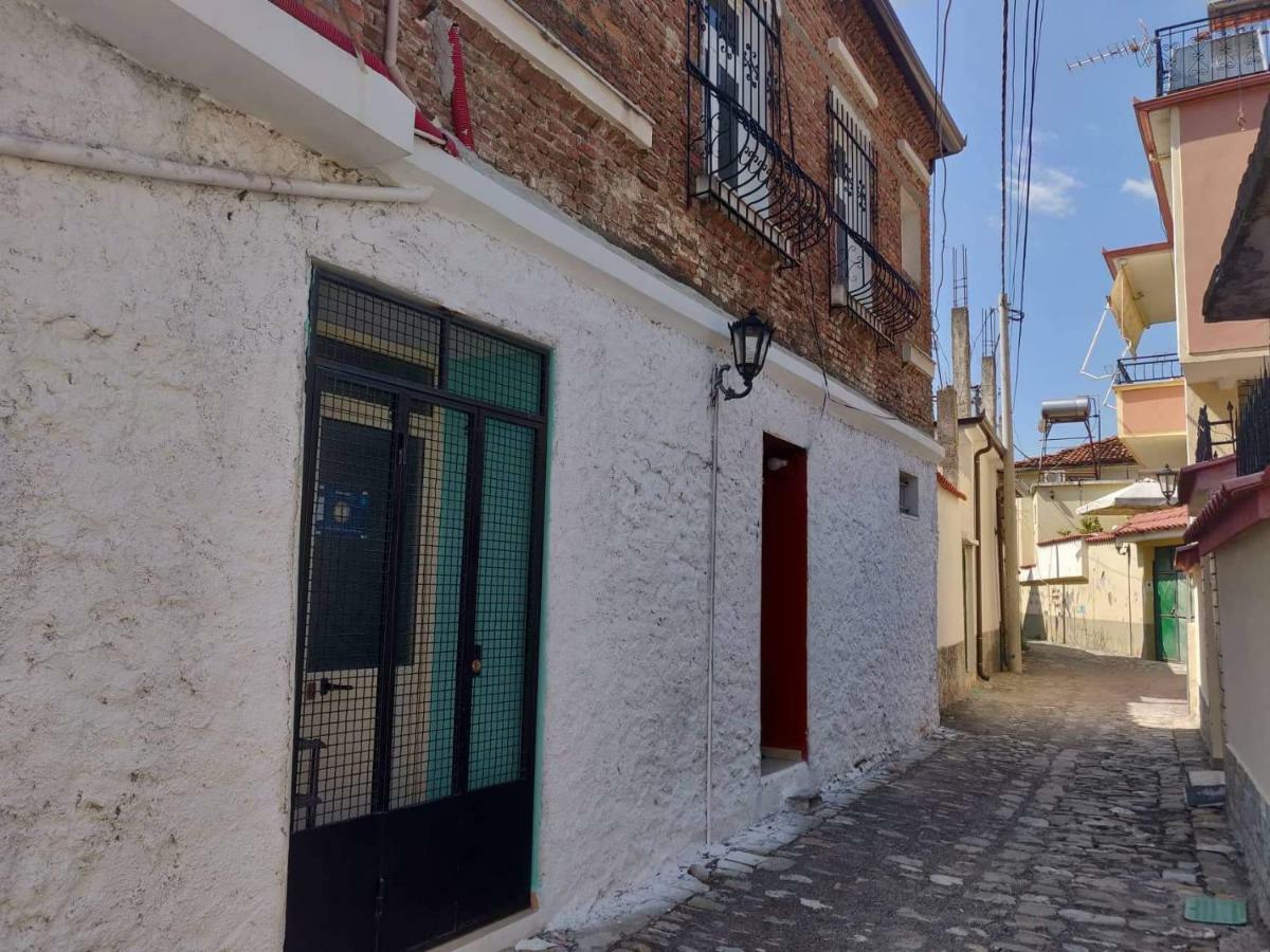 Private Apartment Elbasan Historic Center Exterior photo