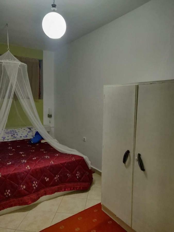 Private Apartment Elbasan Historic Center Exterior photo
